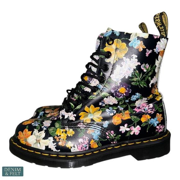 NEW Dr Martens Pascal Floral 8 Eye Black Boots Women’s 7 Rare Print Flower Lace - Picture 8 of 14